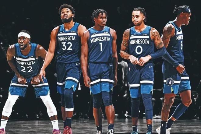 首节战报：骑士火力全开，尼克斯进攻受阻（首节快讯：骑士攻势如虹，尼克斯进攻受挫）