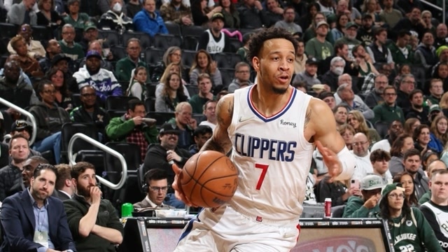 山东男篮vs深圳大名单：山东三外援齐出，深圳贺希宁领衔（山东男篮对阵深圳名单出炉：三外援齐上阵，深圳由贺希宁领衔）