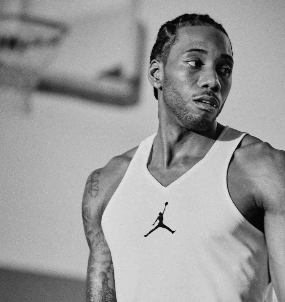 湖人三巨头全是进攻，没有防守，范德彪和斯玛特如何同时使用？（湖人三巨头重攻轻守，范德彪与斯玛特如何共存？）