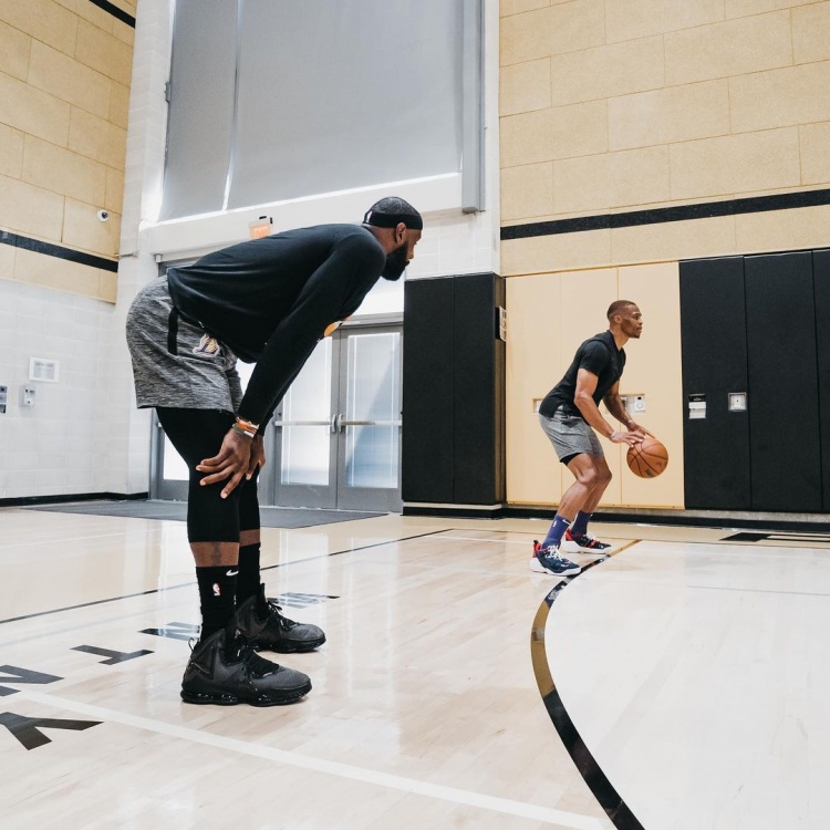 新鹏城官方：埃杜-加西亚将在合同期满后正式离队（新鹏城官宣：埃杜-加西亚合同到期后正式离队）