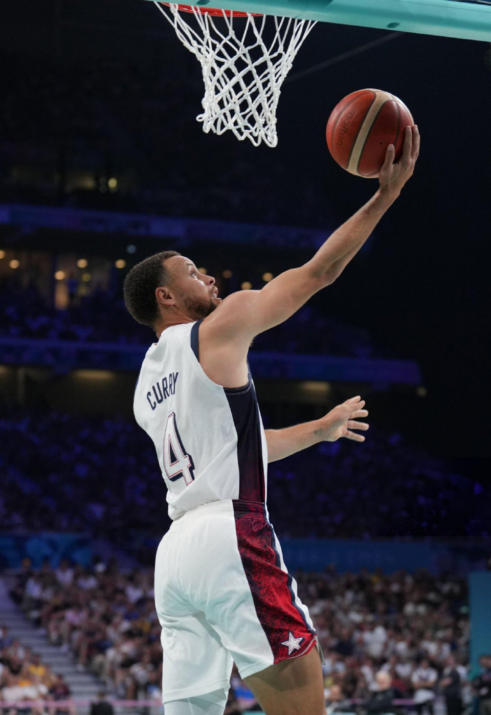 德甲战报：安塞尔米诺、阿德耶米建功，多特2-1勒沃库森（德甲焦点战：安塞尔米诺、阿德耶米相继破门，多特蒙德2比1力擒勒沃库森）