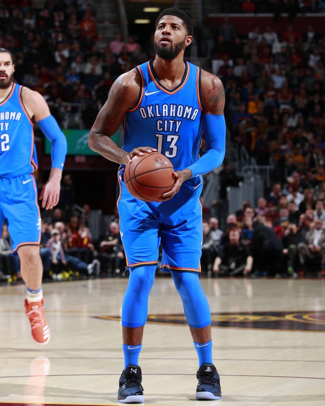 篮球湖人核心球员防守数据提升（湖人队核心球员防守数据显著改善）