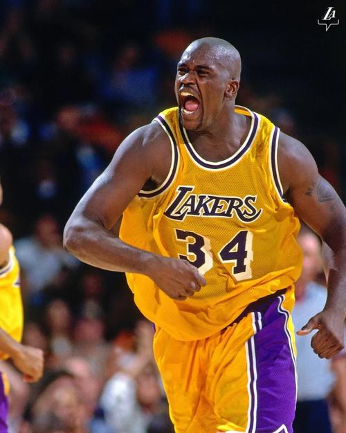 米兰vs拉齐奥：莱奥搭档恩昆库，莫德里奇、拉比奥出战（米兰迎战拉齐奥：莱奥联袂恩昆库，莫德里奇、拉比奥出战）