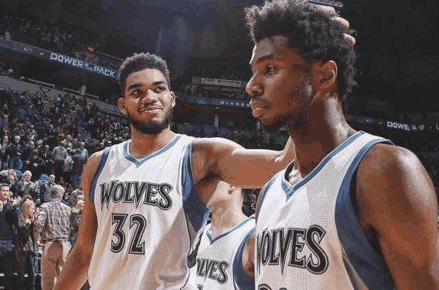 马卡：安东尼对阵里昂将首穿定制战靴，以此致敬F1巴西大奖赛（马卡：安东尼战里昂将首次上脚定制球鞋，致敬F1巴西大奖赛）