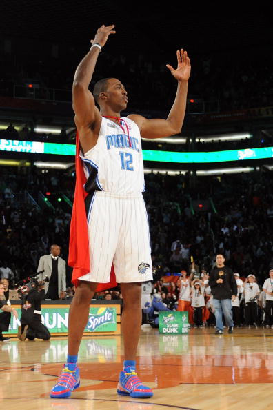 无文班马刺照样杀疯了！瓦塞尔35+7三分对轰穆雷，约基奇8次出手引争议（缺少文班也挡不住马刺狂飙！瓦塞尔轰35分7记三分对飙穆雷，约基奇仅8次出手惹争议）