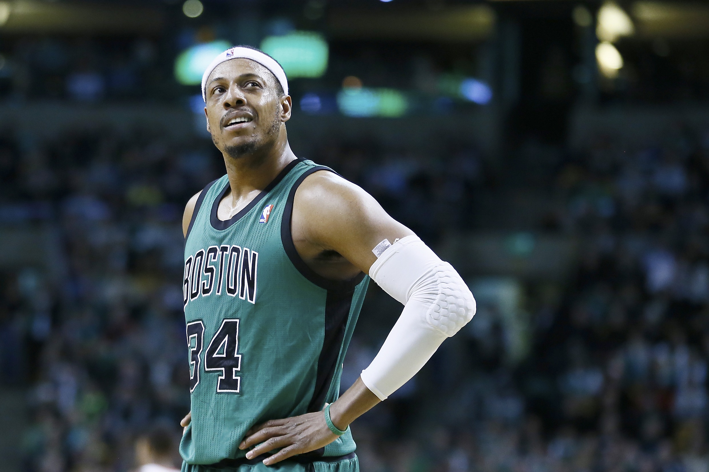 杰伦-布朗自信放言：现役场上表现无人能及（杰伦-布朗放话：现役球员中我的场上表现最强）