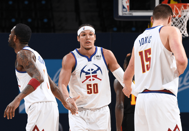 东体：足协曾考虑年初组织国足冬训，届时主教练也一并亮相（东体：足协曾考虑年初举行国足冬训，主教练将同期亮相）