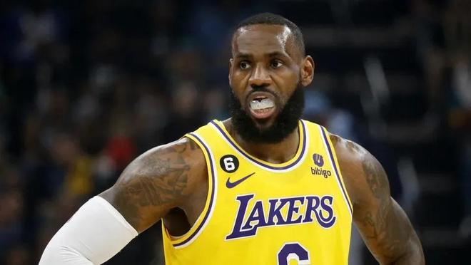 欧联2-3大冷门，西甲劲旅遭保甲球队掀翻，24岁斯塔尼奇三响炮（欧联爆出2-3大冷！西甲劲旅被保甲球队掀翻，24岁斯塔尼奇上演帽子戏法）