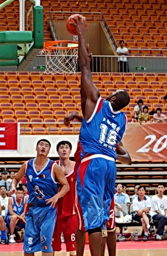 沃尔特马德谈转会拜仁失败：相信一切都有因果，很高兴来纽卡（沃尔特马德谈拜仁转会告吹：一切自有安排，加盟纽卡让我很开心）