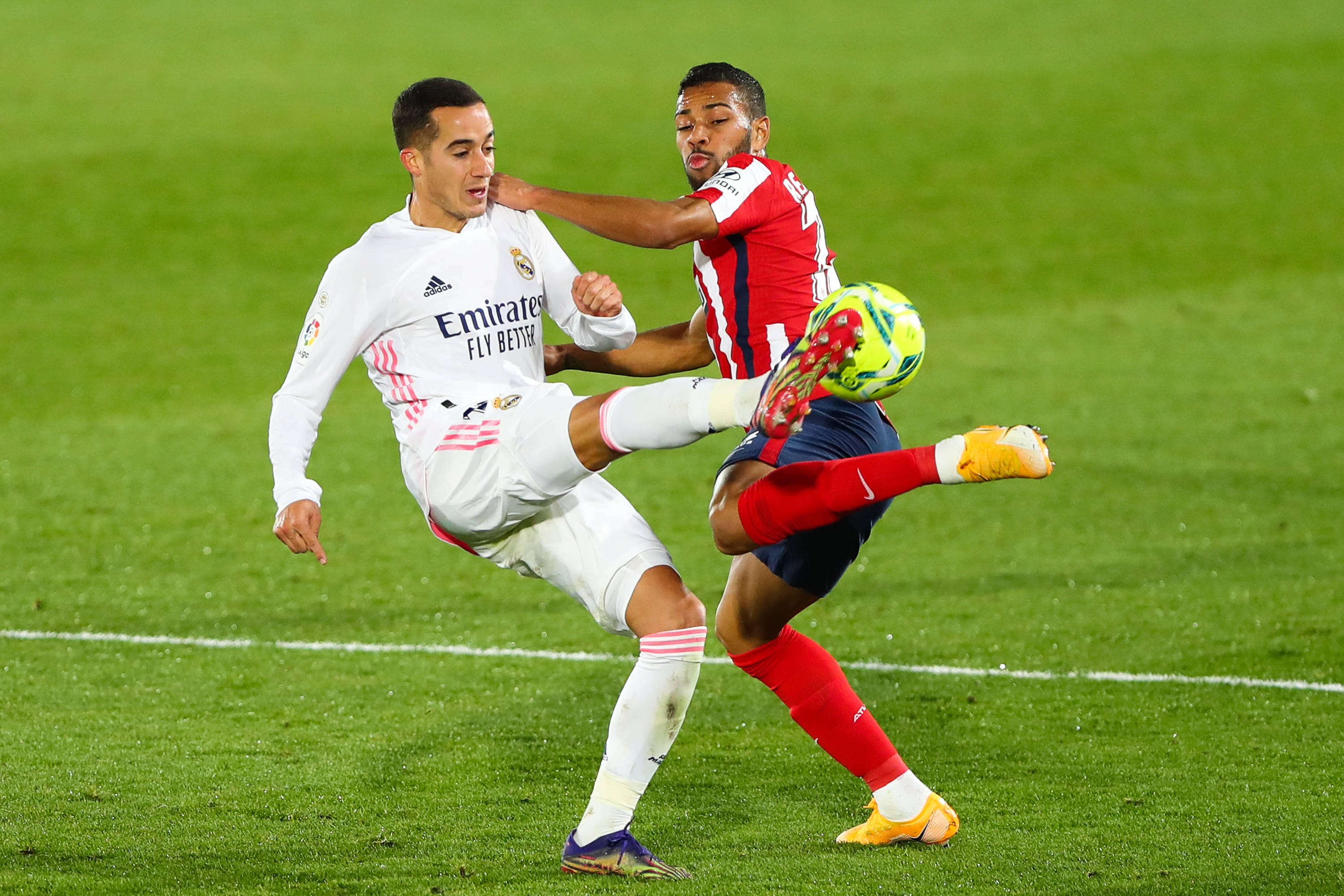 马塞利诺：我们是西甲丢球最少的球队，在欧冠赛场却漏洞百出（马塞利诺：西甲失球最少的我们，欧冠防线却破绽连连）