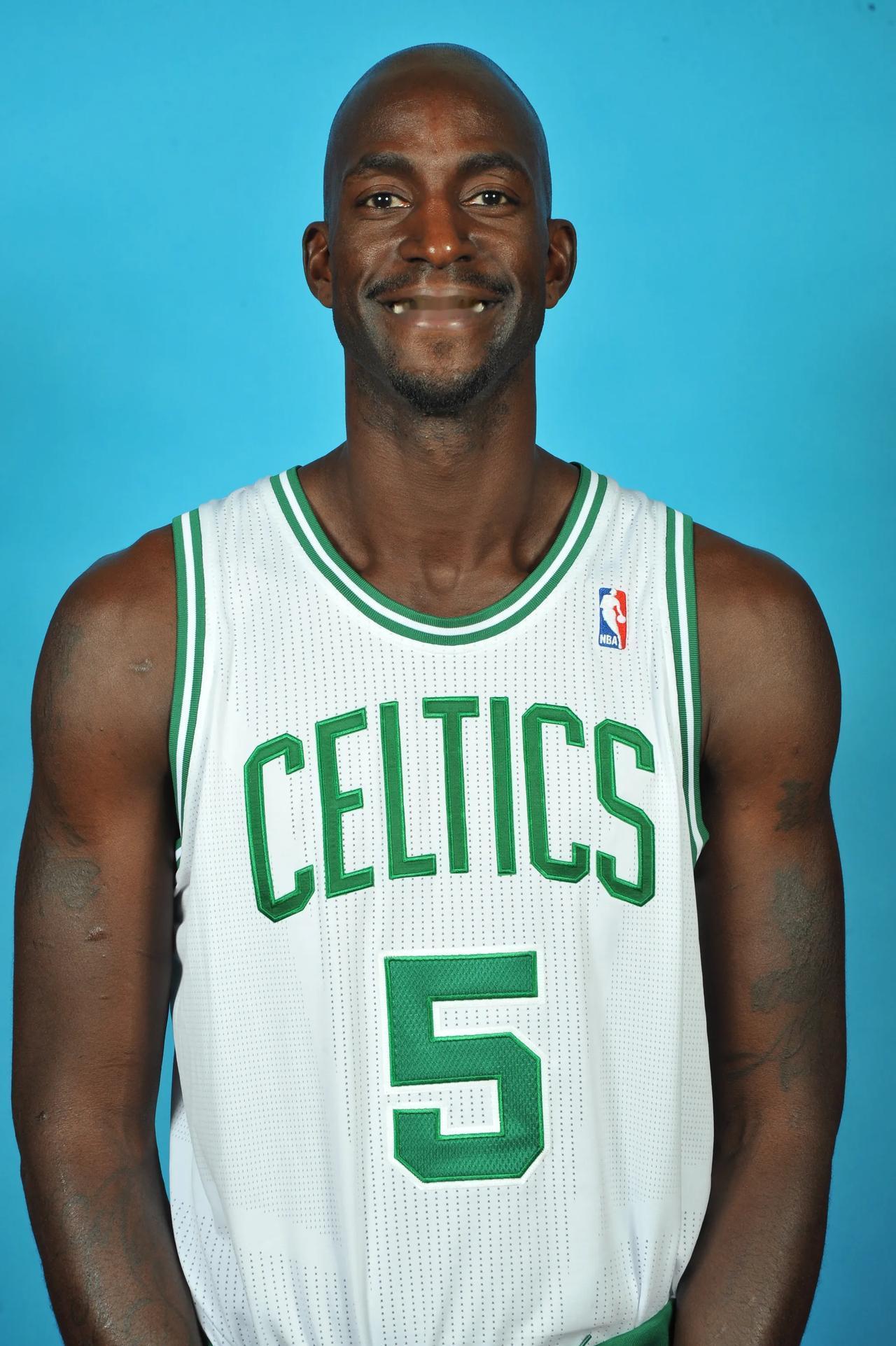 SGA本赛季第三次单场15+罚球，仅次于东契奇排在联盟第二（SGA本季第3次单场罚球15+，仅逊东契奇居联盟第2）